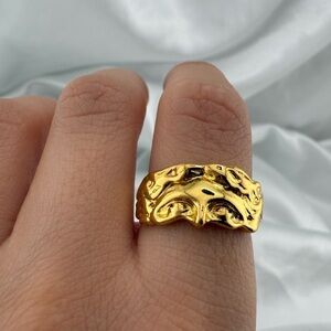 Half face Venus Unisex antique mythologyGold-Tone Statement Ring